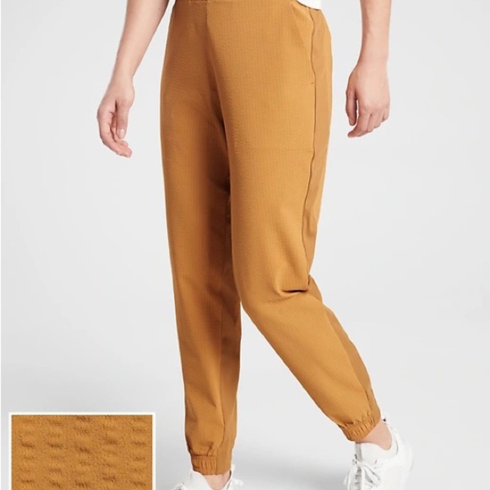 Athleta Textured Brooklyn Jogger Tuscan Gold Sz 10